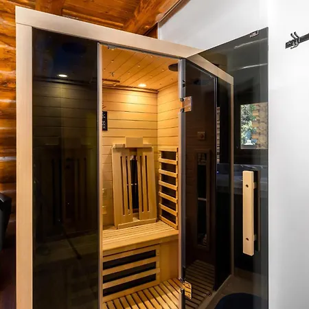 Luxurious In With Sauna Feriehus