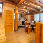Case de vacanță Luxurious In With Sauna